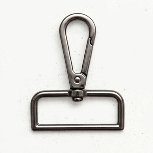 1.5" Swivel Snap Hook in Gunmetal by Stitch Supply