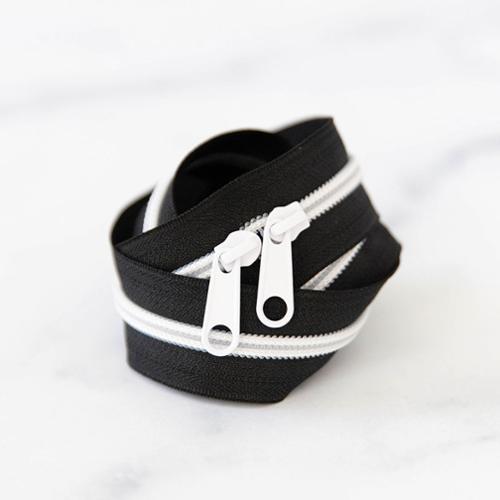 30" Zipper in Black and White by Stitch Supply