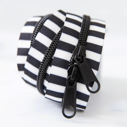 30" Zipper in Black by Stitch Supply