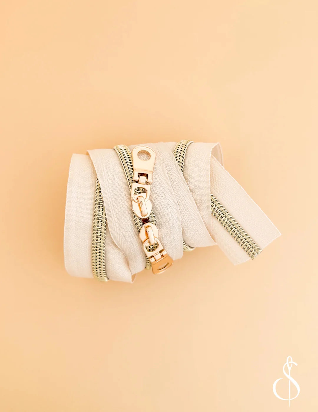 30" Zipper in Cream Light Gold by Minki Kim