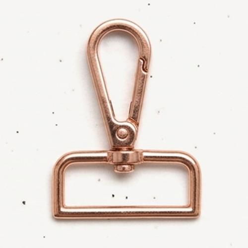 1.5" Swivel Snap Hook in Rose by Stitch Supply